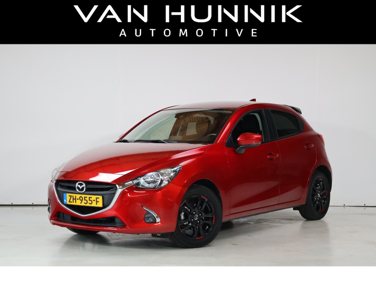 Mazda 2 - 1.5 SA-G Sport Selected | Camera | Carplay | Dealer Onderhoud - AutoWereld.nl