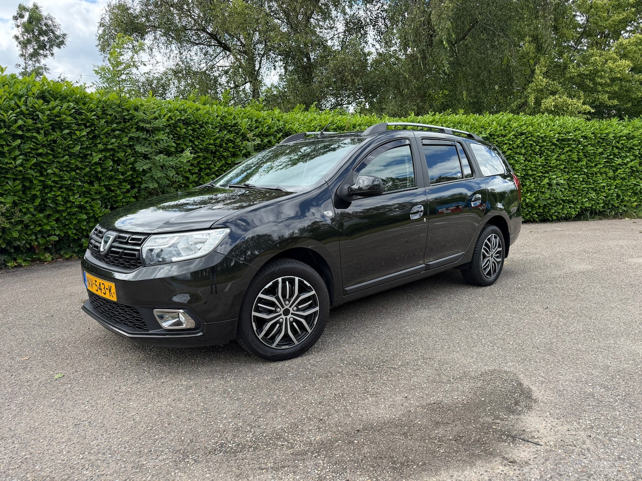 Dacia Logan MCV - 0.9 TCe Lauréate | Stationcar | A Camera |LPG G3 - AutoWereld.nl
