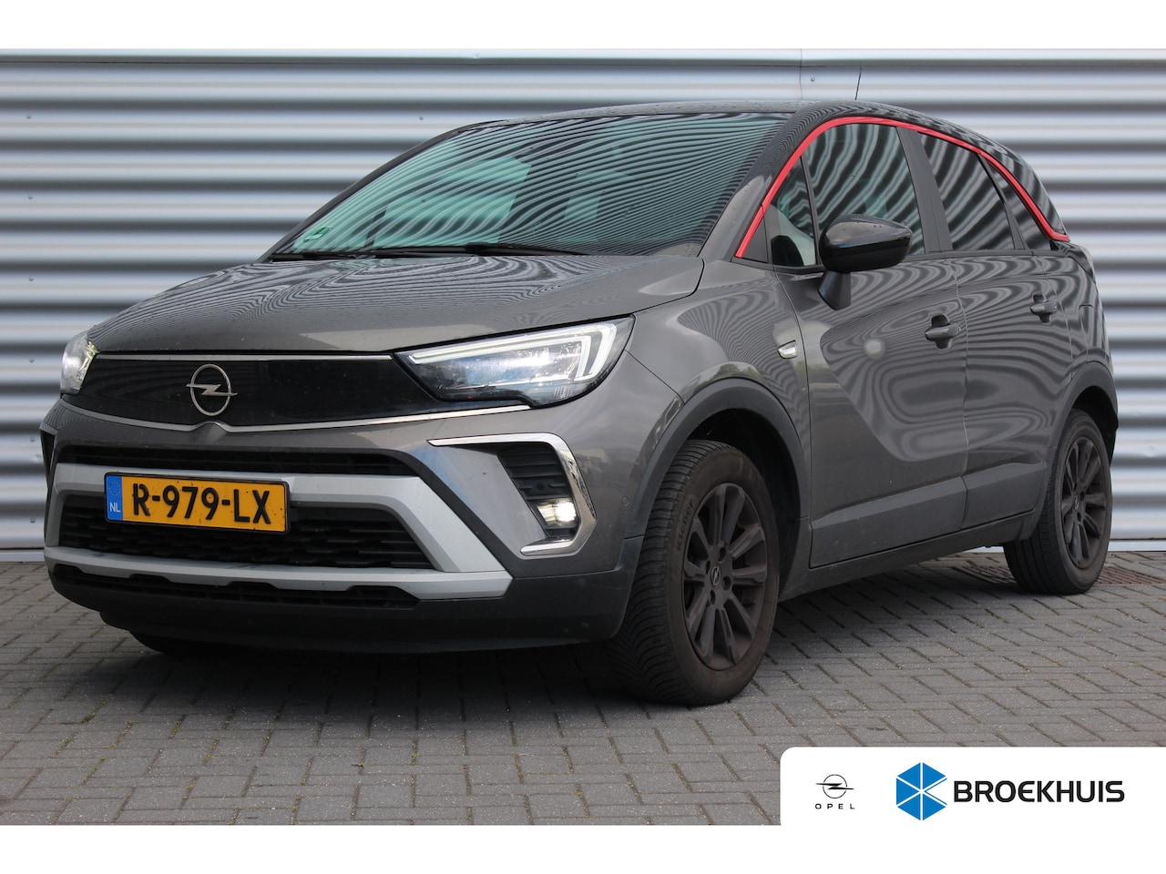 Opel Crossland - 1.2 TURBO 110PK GS-LINE / NAVI / LEDER / CLIMA / LED / PDC / CAMERA / 16" LMV / BLUETOOTH - AutoWereld.nl