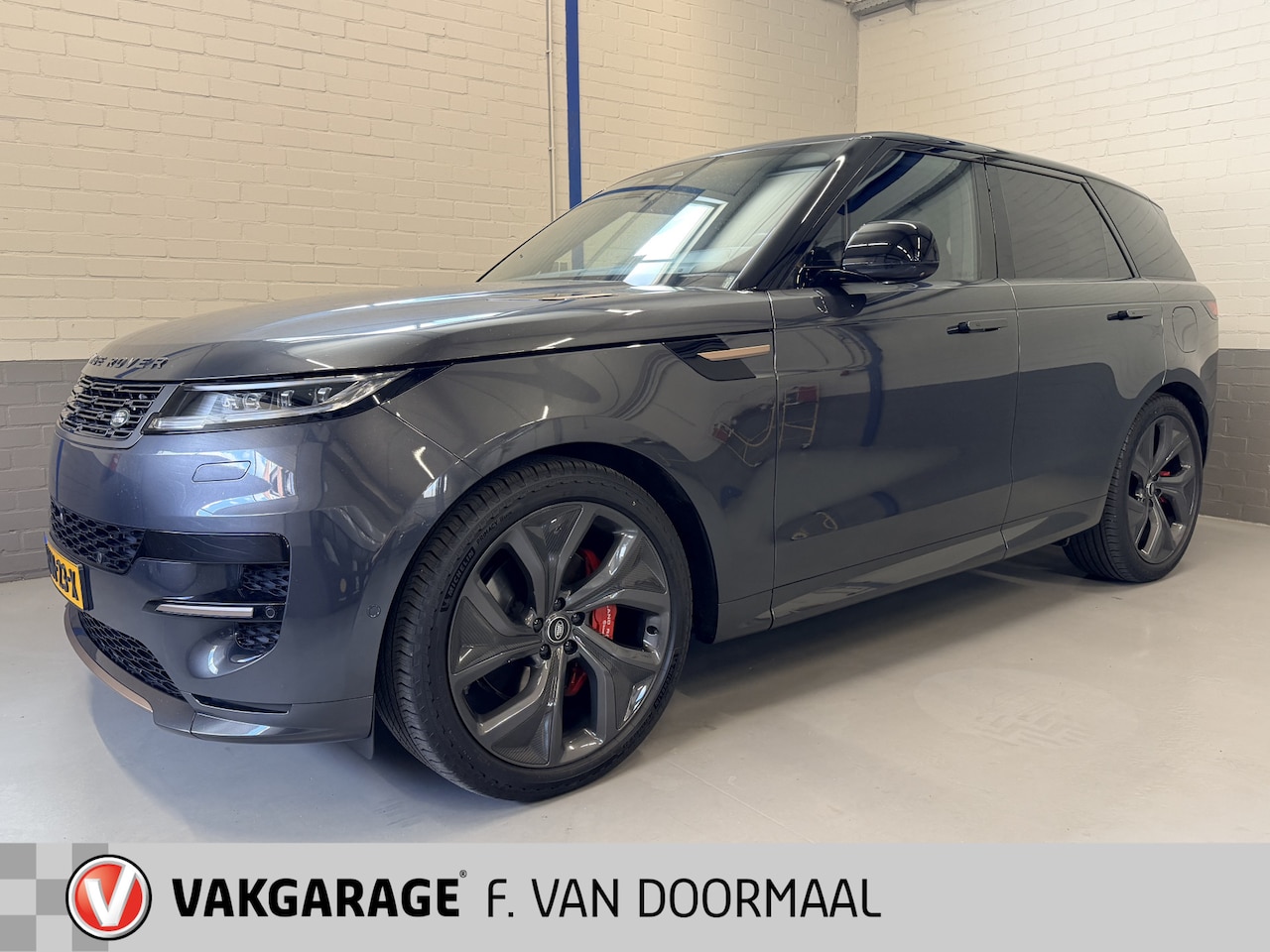 Land Rover Range Rover Sport - 3.0 P460e Dynamic HSE PHEV - AutoWereld.nl