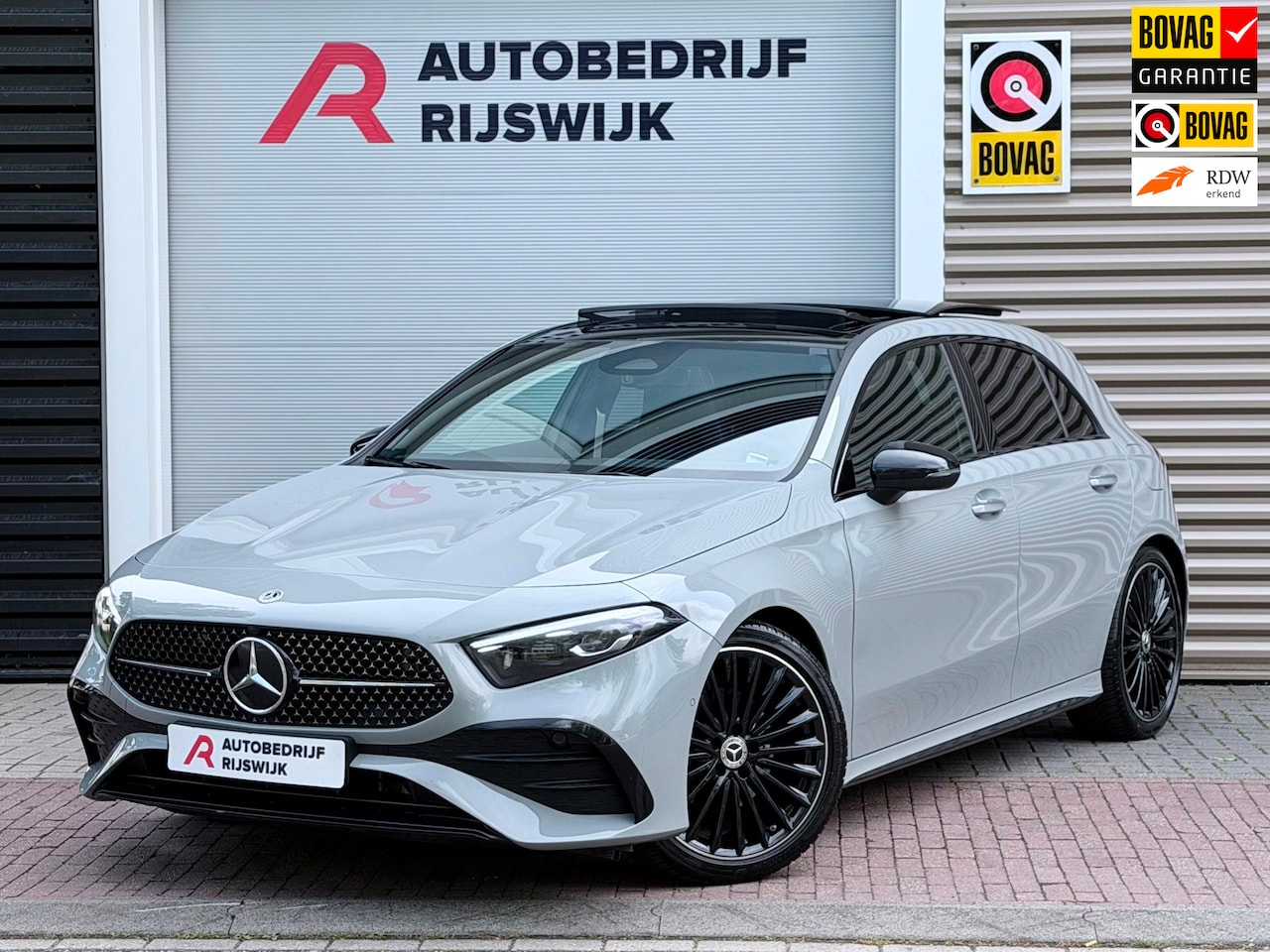 Mercedes-Benz A-klasse - 200 AMG Line Pano/Sfeer/Night/Camera - AutoWereld.nl