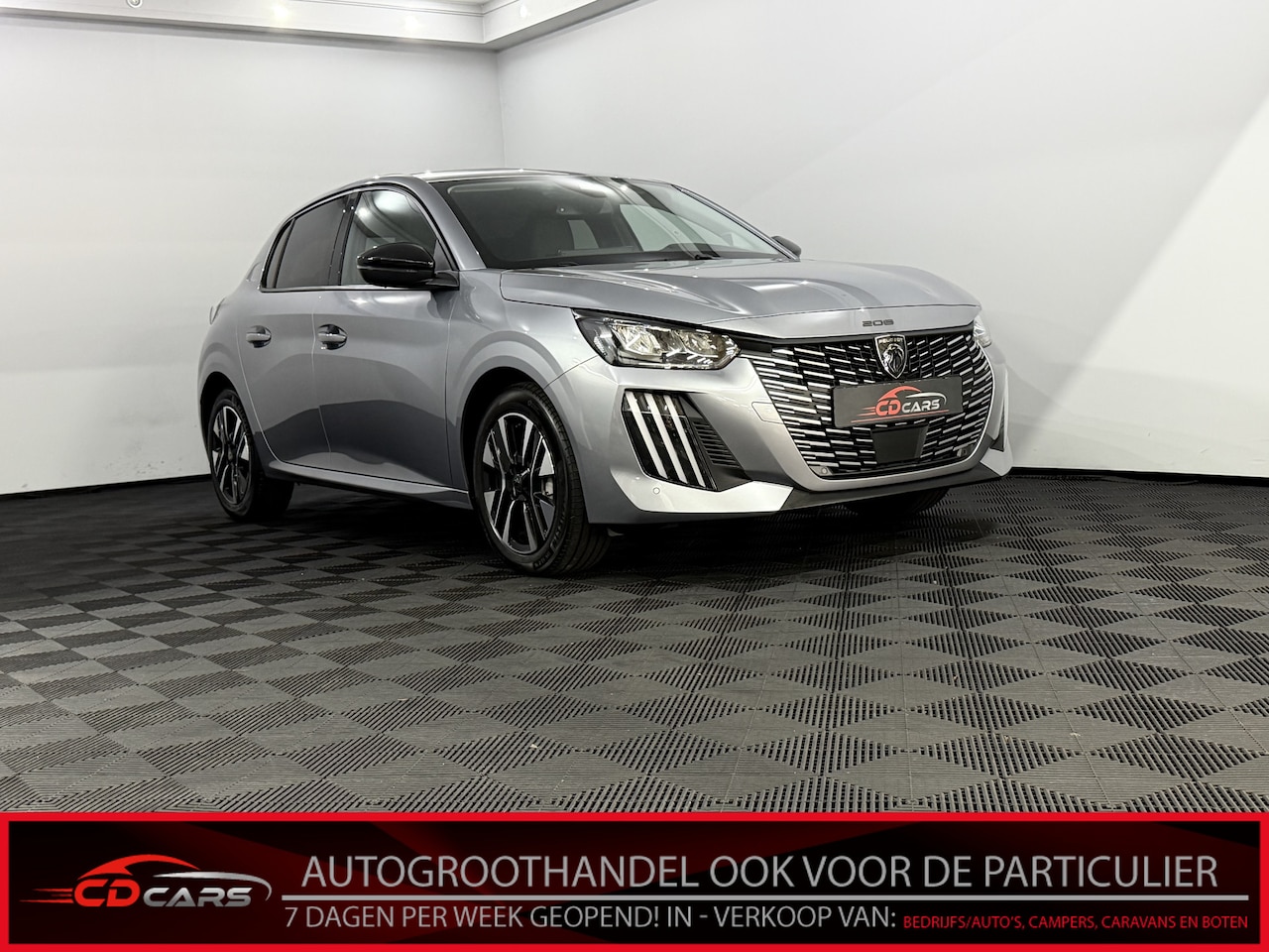Peugeot 208 - 1.2 PureTech 100 GT Parkeersensoren, Apple carplay, Virtual desk, Cruise control, Lichtmet - AutoWereld.nl