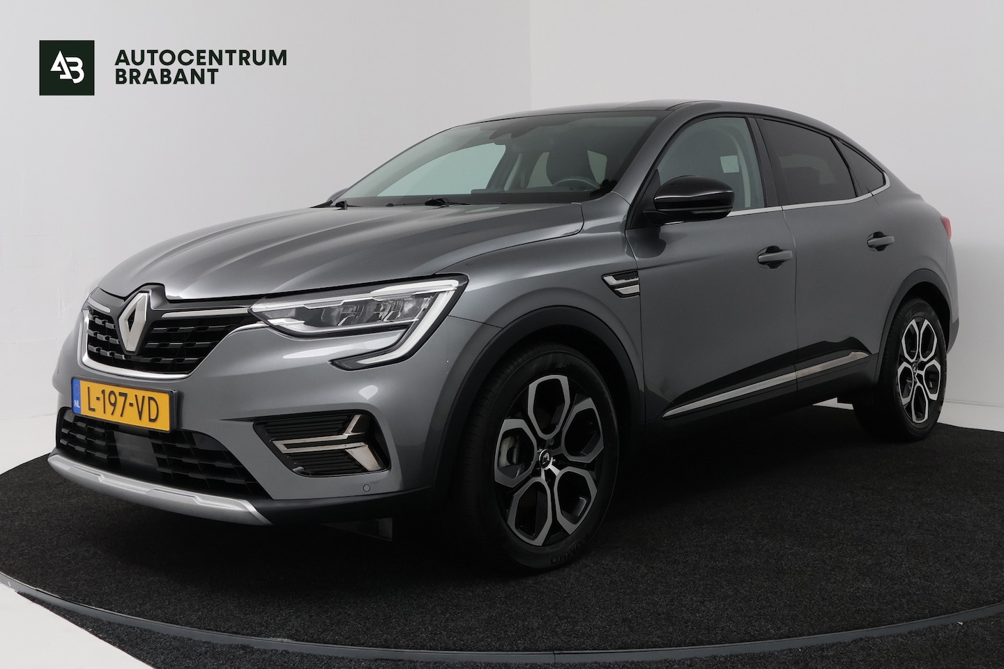 Renault Arkana - 1.6 E-Tech Hybrid 145 Intens (SFEERVERLICHTING, CRUISE ADAPTIEF, ACHTERUITRIJCAMERA, PARKE - AutoWereld.nl