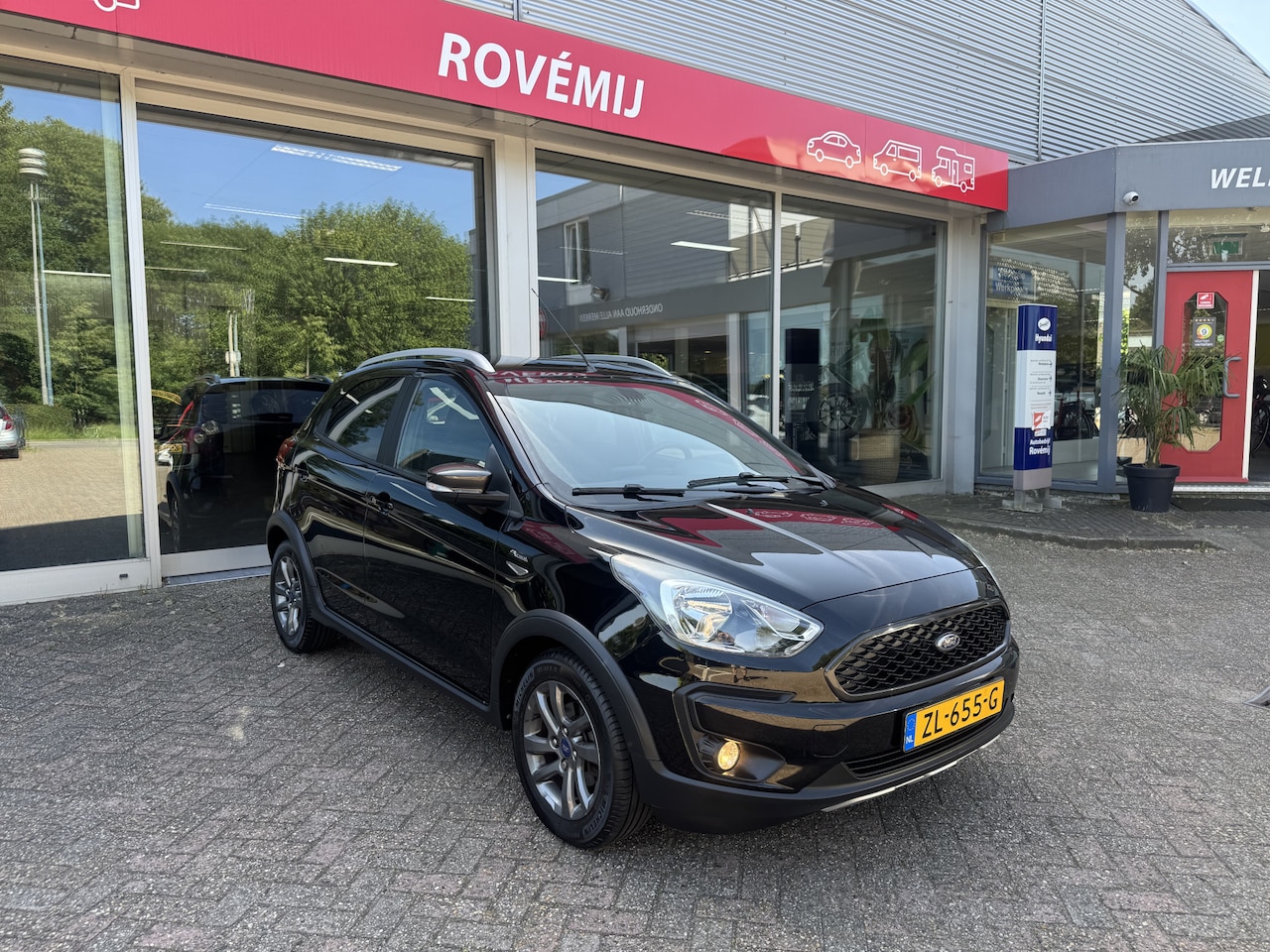 Ford Ka - 1.2 Active Hoge Instap, Carplay, Cruise, Parkeersensoren. - AutoWereld.nl