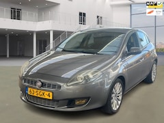 Fiat Bravo - 1.4 MultiAir Business/AIRCO/CRUISE/NAVI/PARKEERSENS VOOR-ACHTER