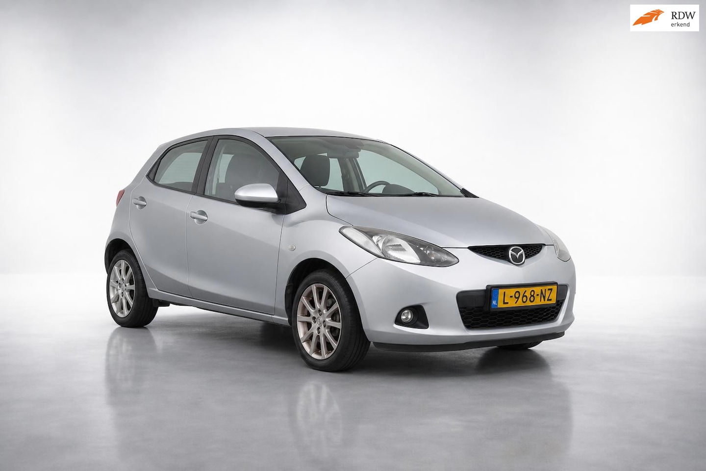 Mazda 2 - 1.3hp S-VT |Airco|lichtmetaal|stoelverw|nieuwe APK - AutoWereld.nl