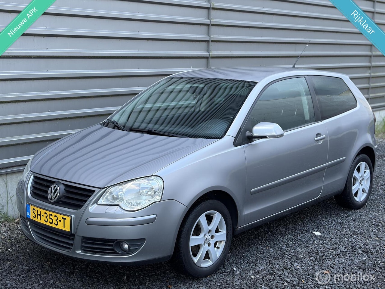 Volkswagen Polo - 1.2 NW APK|AIRCO|STOELVERW|LM VELGEN|ELEK PAKKET - AutoWereld.nl