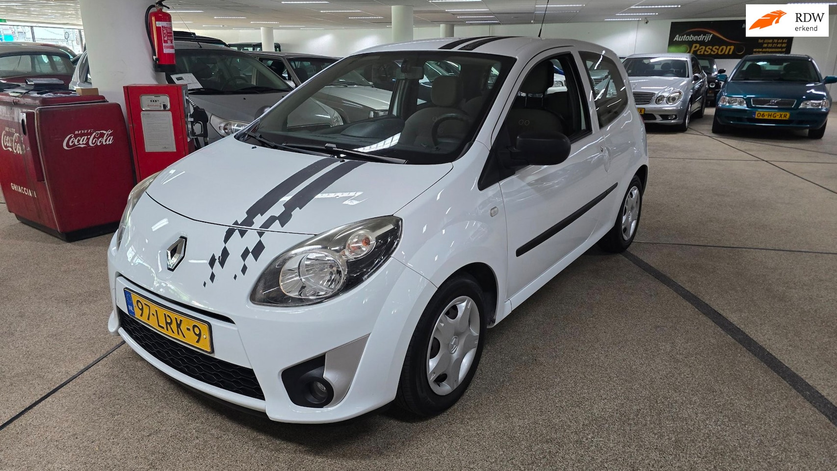 Renault Twingo - 1.2-16V Authentique 1.2-16V Authentique nieuwe apk! - AutoWereld.nl