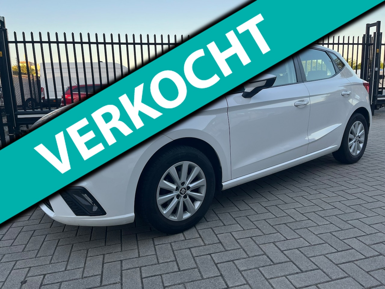 SEAT Ibiza - 1.0 Reference Xenon LED Bluetooth - AutoWereld.nl