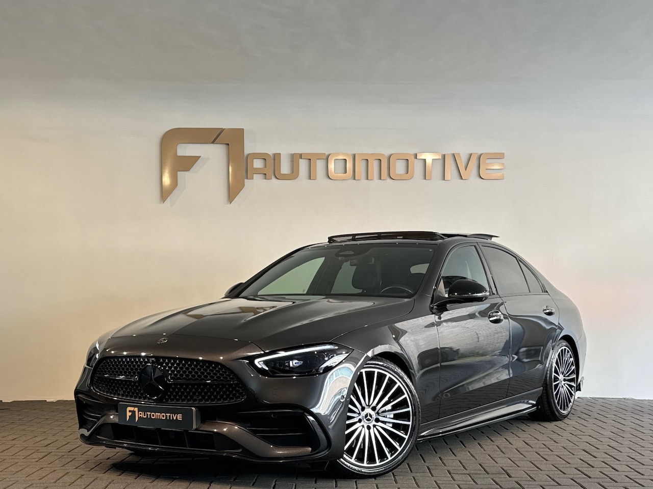 Mercedes-Benz C-klasse - 200 Launch AMG Pano|HuD|Burmester|Memory - AutoWereld.nl