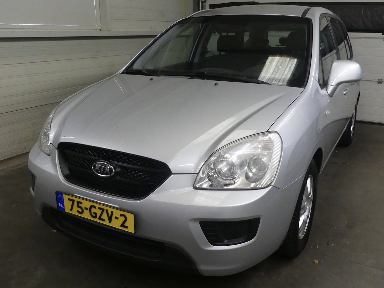 Kia Carens - 2.0 CVVT X-tra - Trekhaak - Airco - AutoWereld.nl