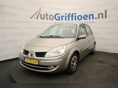 Renault Scénic - 2.0-16V Tech Line nette MPV met trekhaak