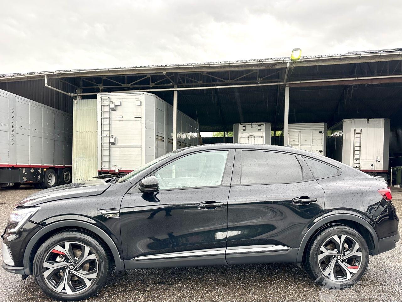 Renault Arkana - 1.6 E-Tech Hybrid 145pk 8-traps aut RS-Line - cam - carbon - leer - keyless - stuurverw - - AutoWereld.nl