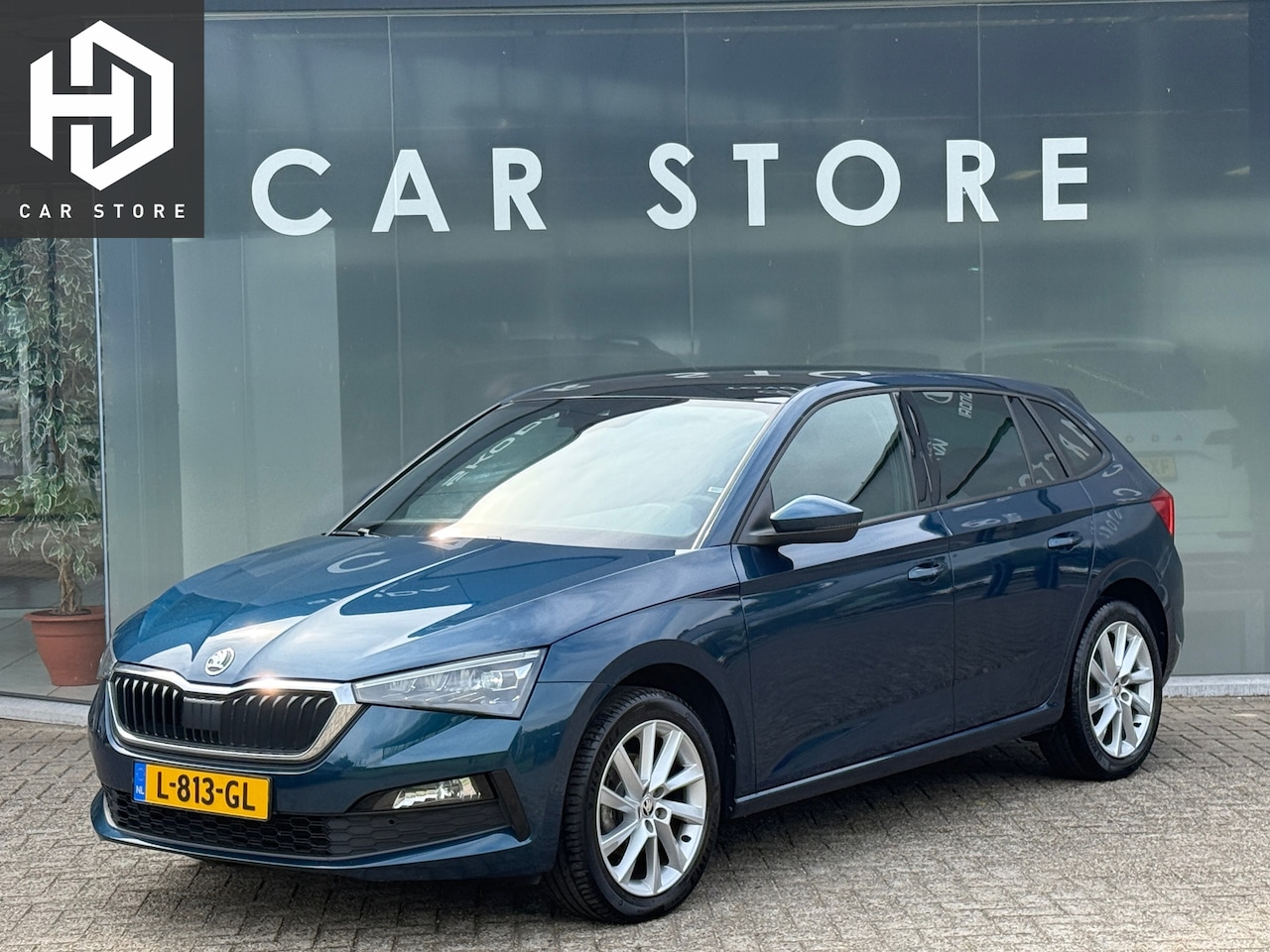 Skoda Scala - 1.0 TSI 110PK DSG SPORT PANO|NAVI|CAMERA|CARPLAY - AutoWereld.nl