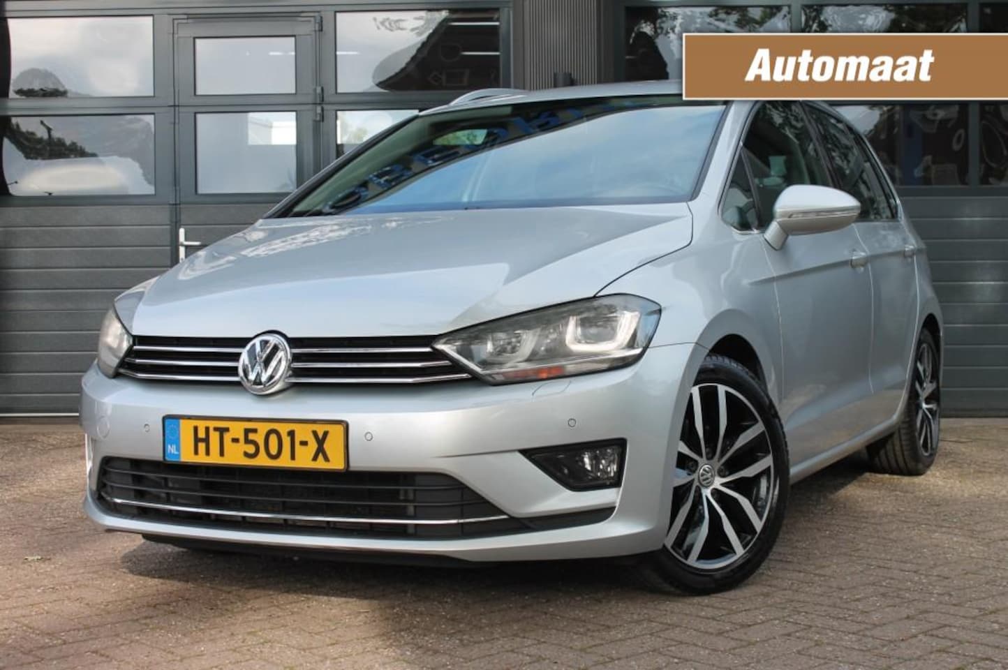 Volkswagen Golf Sportsvan - 1.4 TSI HIGHLINE Automaat 150PK *1e eigenaar* *NL-Auto* Trekhaak (1500kg) - AutoWereld.nl