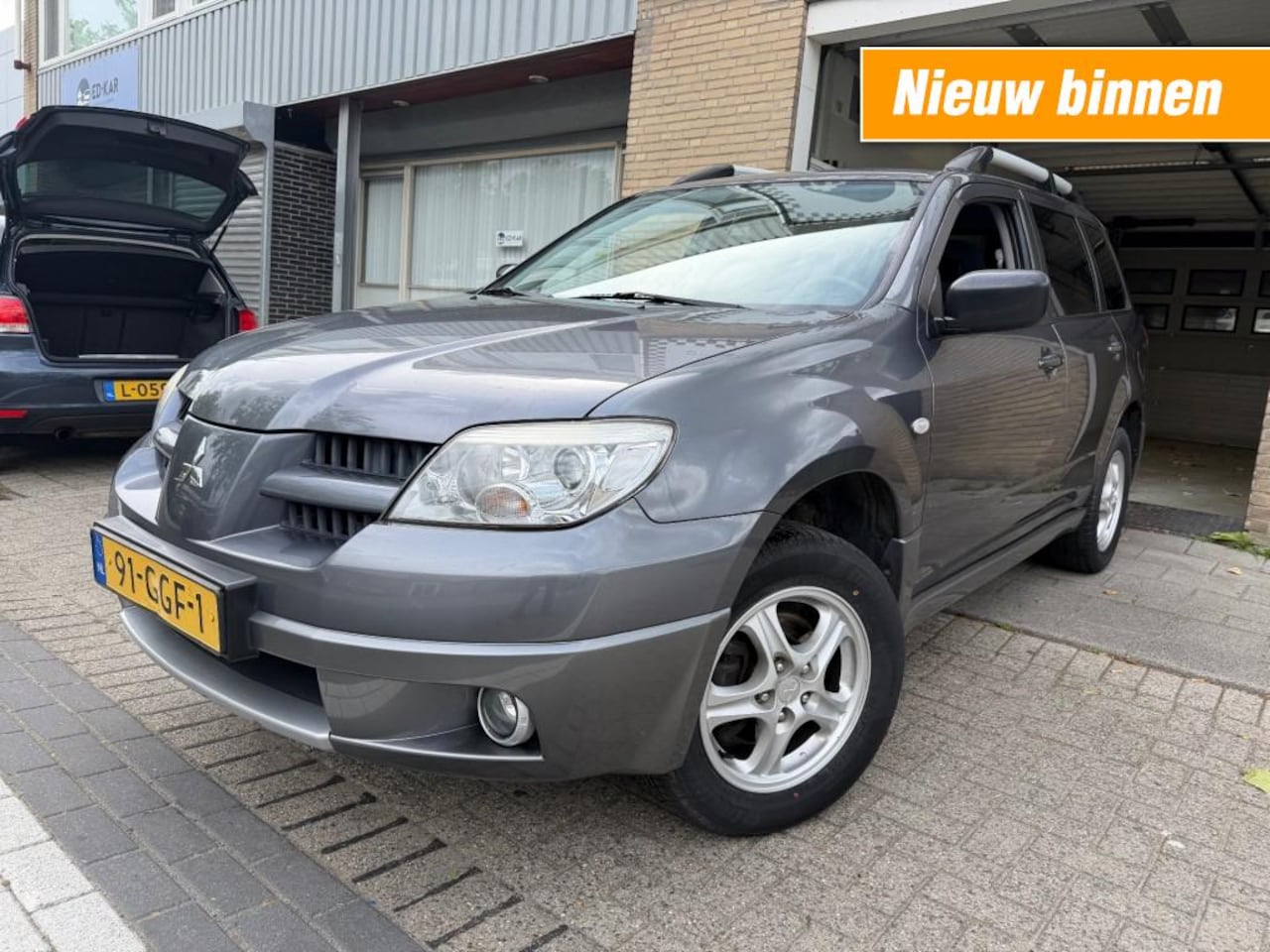 Mitsubishi Outlander Sport - 2.0 Travel nette auto goed onderhouden NAP APK 3-2027 - AutoWereld.nl