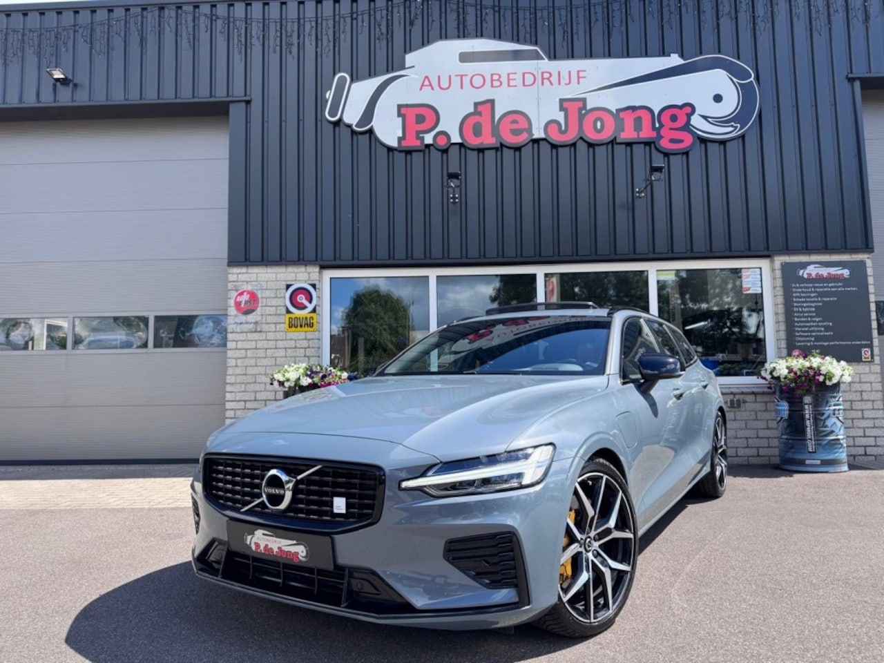 Volvo V60 - 2.0 T8 AWD Polestar Engineered Panoramadak HenK Öhlins Brembo Carplay! - AutoWereld.nl
