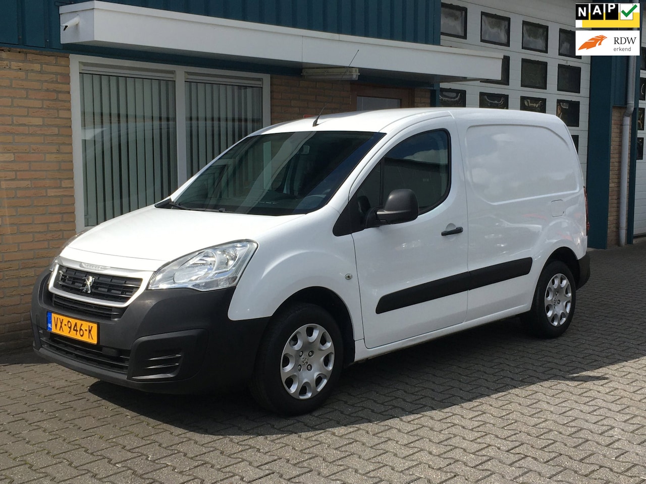 Peugeot Partner - 122 1.6 BlueHDi 100pk Euro 6 - AutoWereld.nl