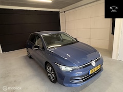 Volkswagen Golf - 1.5 eTSI 150 PK DSG Goal LED Matrix IQ