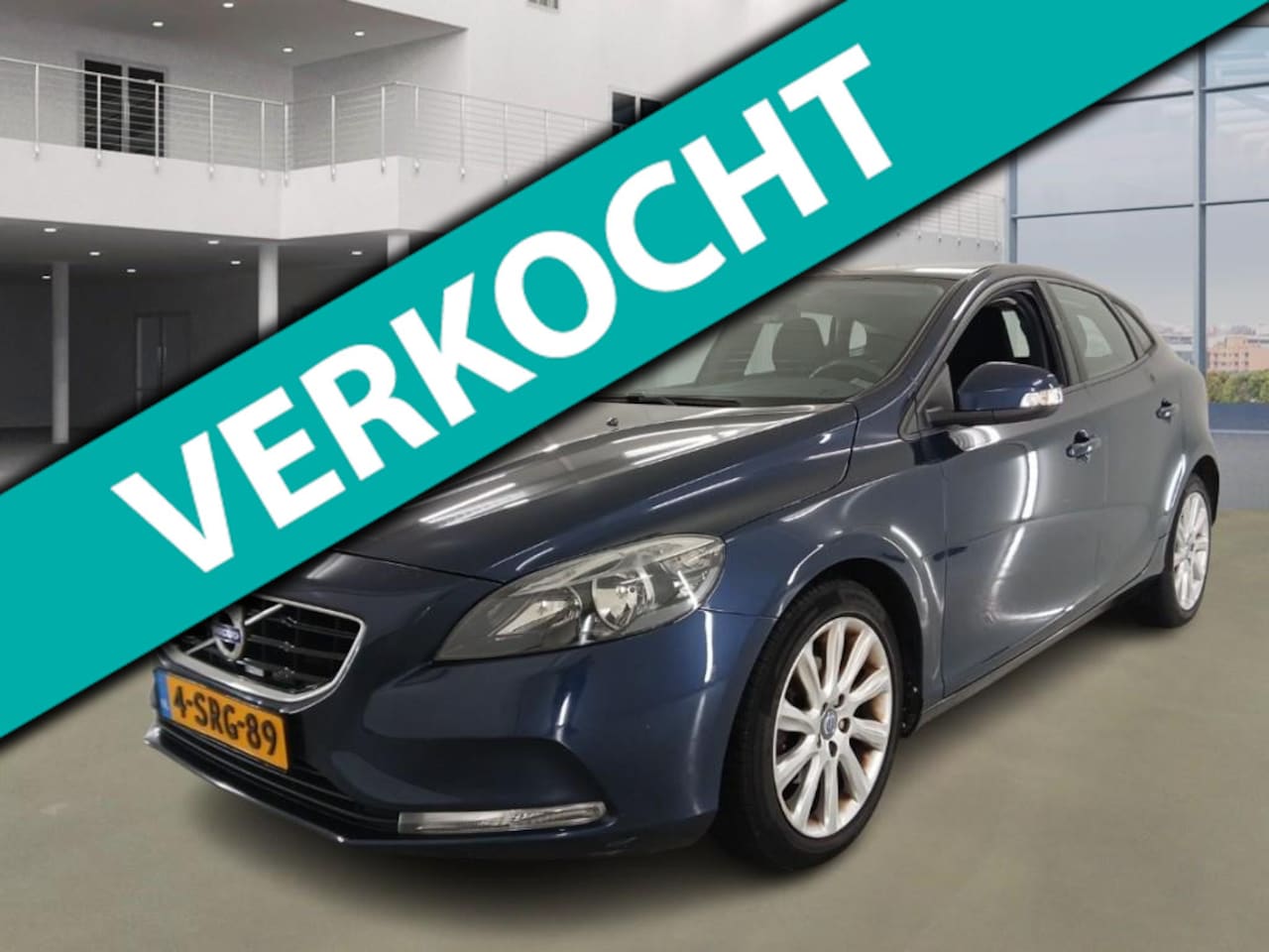 Volvo V40 - 1.6 D2 Momentum EXPORT - AutoWereld.nl