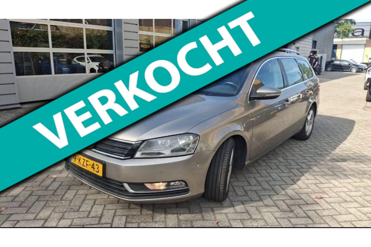 Volkswagen Passat Variant - 1.6 TDI BlueMotion Executive Edition EXPORT - AutoWereld.nl