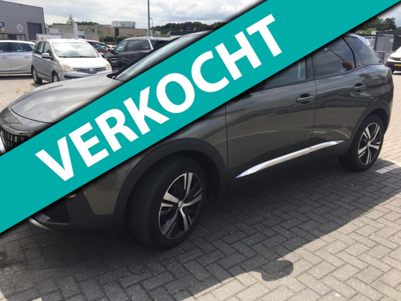 Peugeot 3008 - 1.2 PureTech Crossway EXPORT - AutoWereld.nl