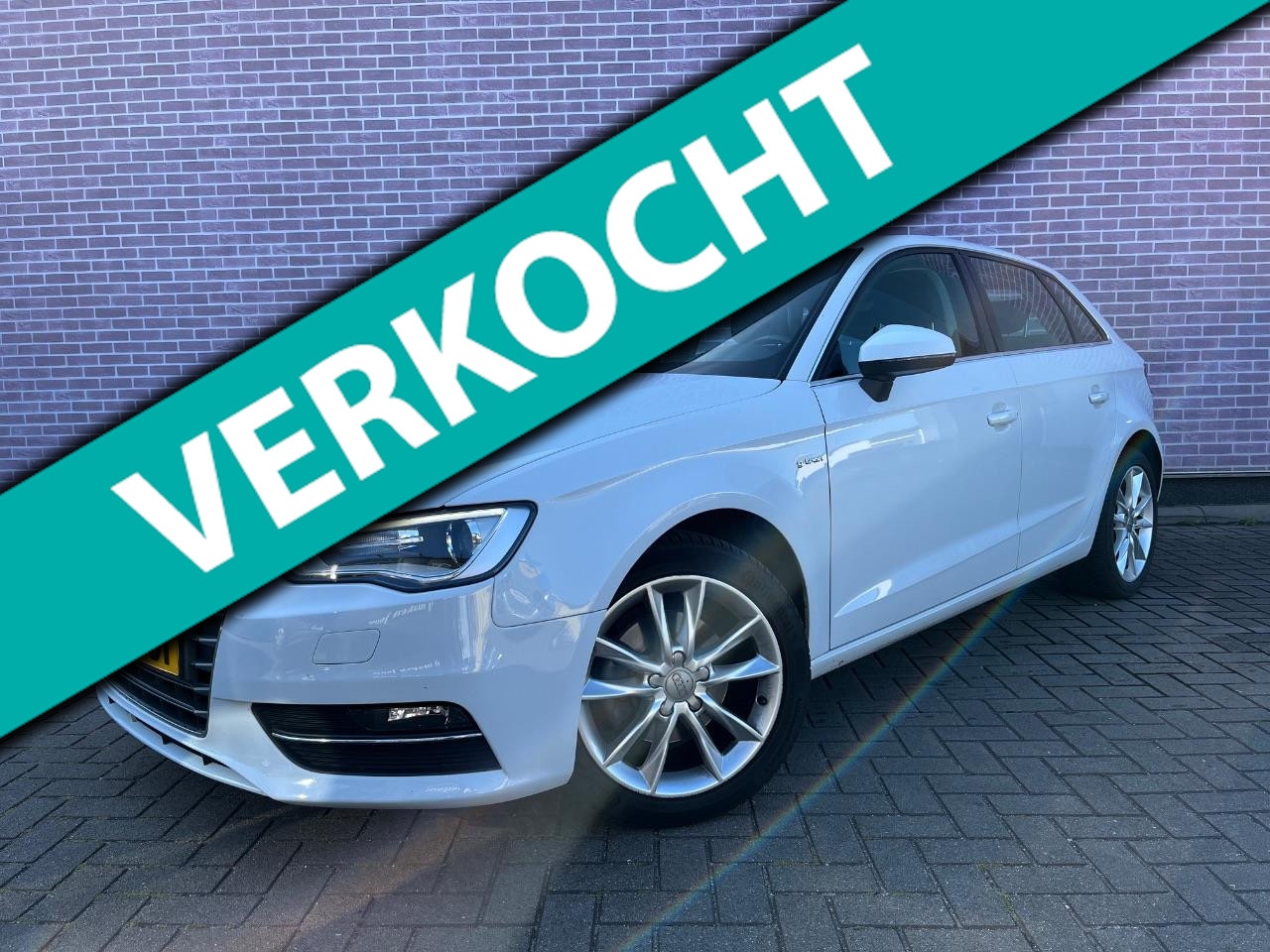 Audi A3 Sportback - 1.4 TFSI Ambiente Pro Line Plus g-tron EXPORT - AutoWereld.nl