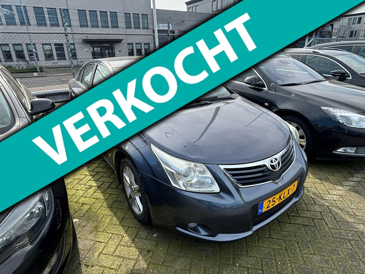 Toyota Avensis - 1.8 VVTi Dynamic 1.8 VVTi Dynamic EXPORT - AutoWereld.nl