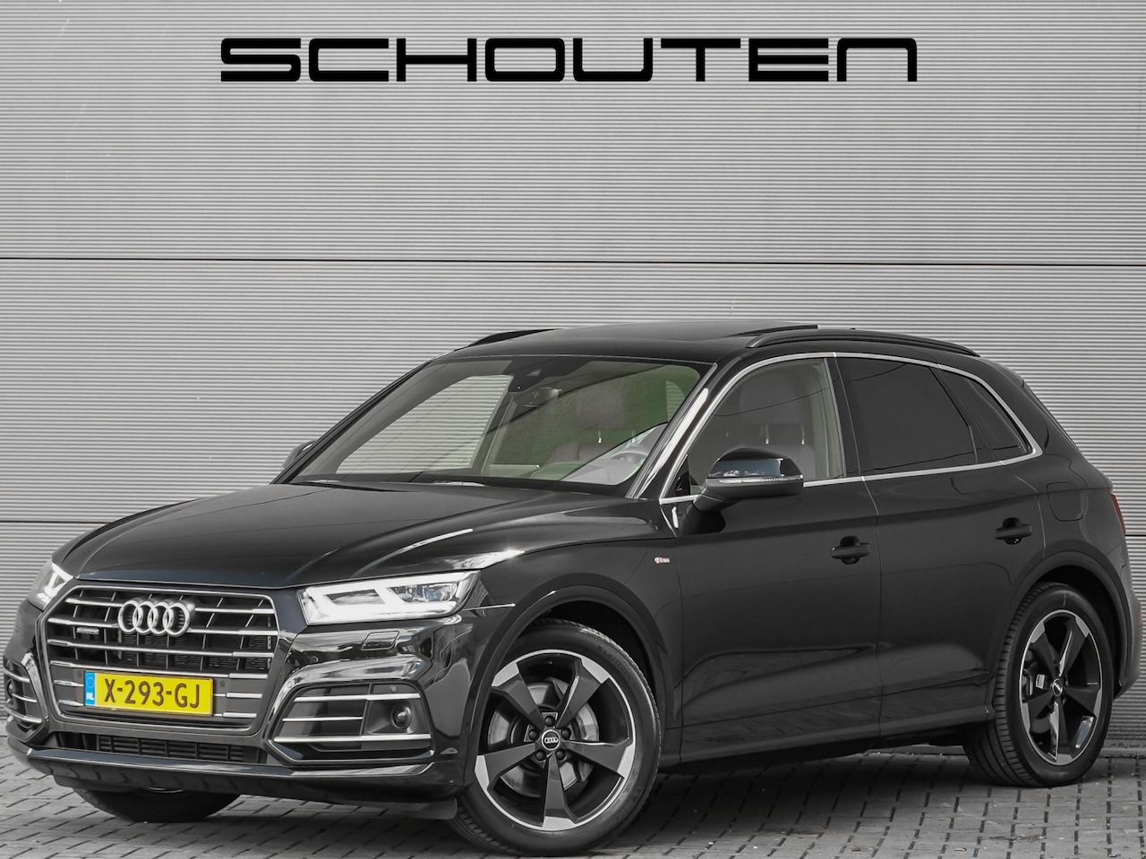Audi Q5 - 55 TFSI e Quattro Competition S-Line Pano Luchtvering B&O Trekhaak - AutoWereld.nl