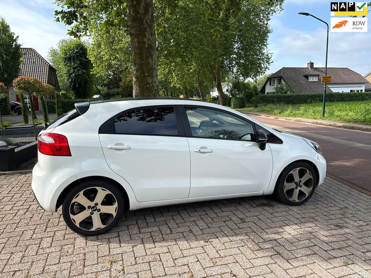 Kia Rio - 1.2 CVVT Super Pack 1.2 CVVT Super Pack - AutoWereld.nl