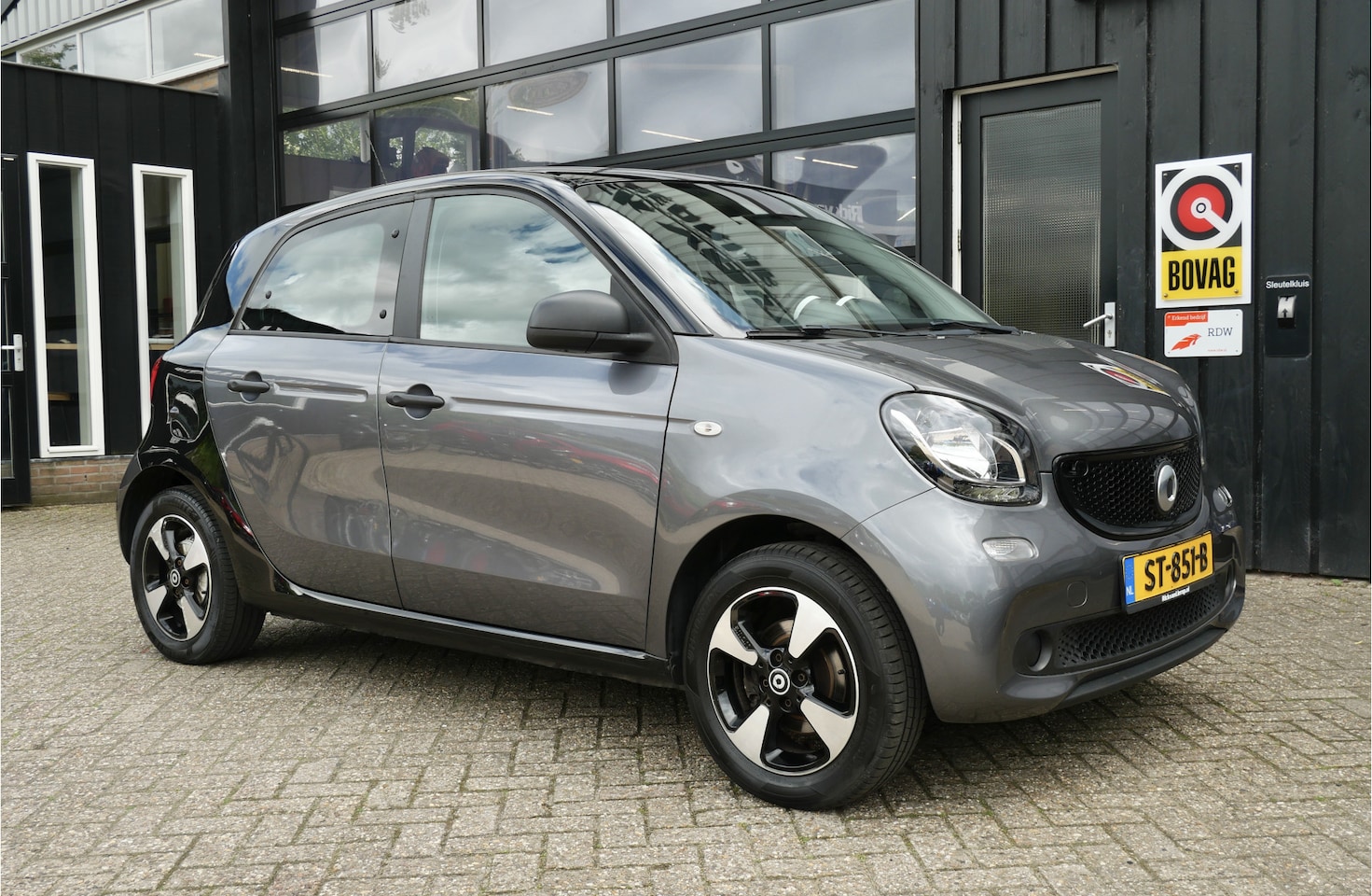 Smart Forfour - 1.0 Business Solution | NL-Auto | Cruise | Airco | Elek.Ramen - AutoWereld.nl