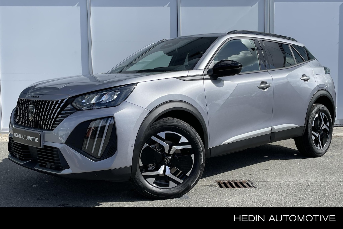Peugeot 2008 - 1.2 Hybrid 145pk Allure | Uit voorraad leverbaar | Navigatie | 360 camera | LED verlichtin - AutoWereld.nl