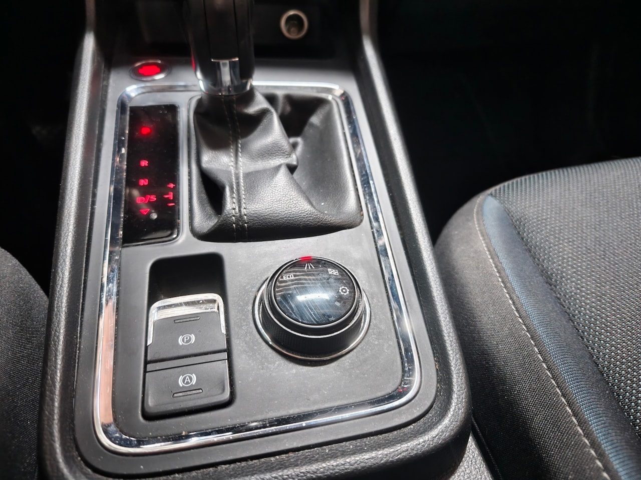 SEAT Ateca - 1.4 EcoTSI Style 1.4 EcoTSI Style, Clima, ACC, Camera, PDC, Keyless, NAP