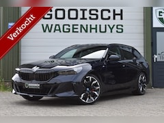 BMW 5-serie Touring - 530e M Sport Edition | Pano | Bowers & Wilkins | Origineel NL |