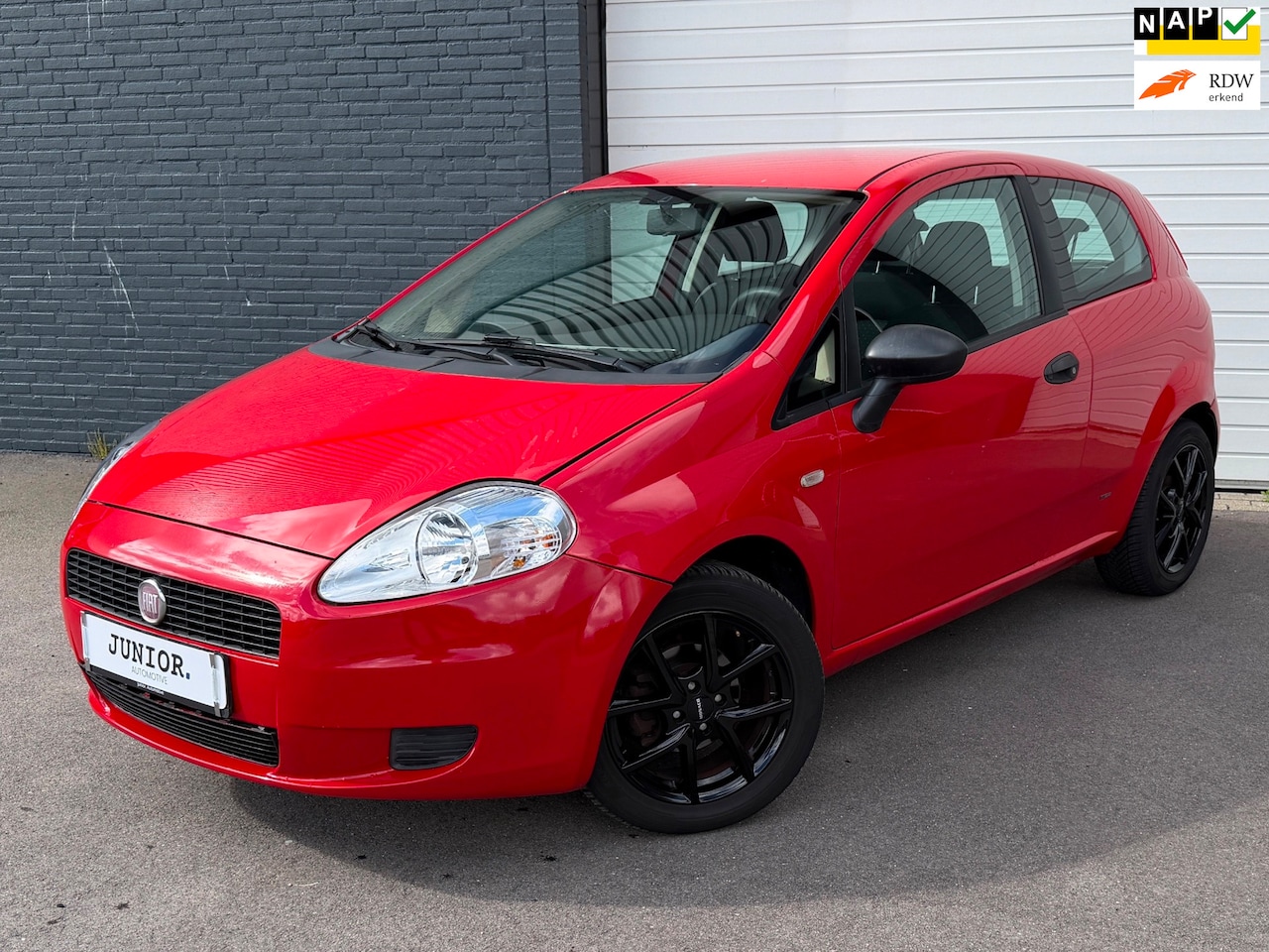 Fiat Grande Punto - 1.2 Active NIEUWEAPK/AIRCO/LMV/LAGEKM - AutoWereld.nl