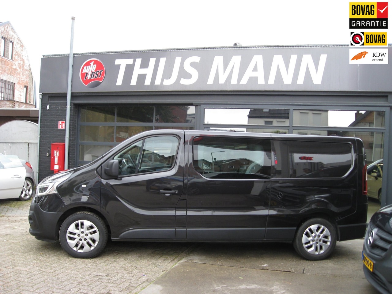 Renault Trafic - 2.0 dCi 120 T29 L2H1 DC Work Edition Dubbel Cabine bus - AutoWereld.nl