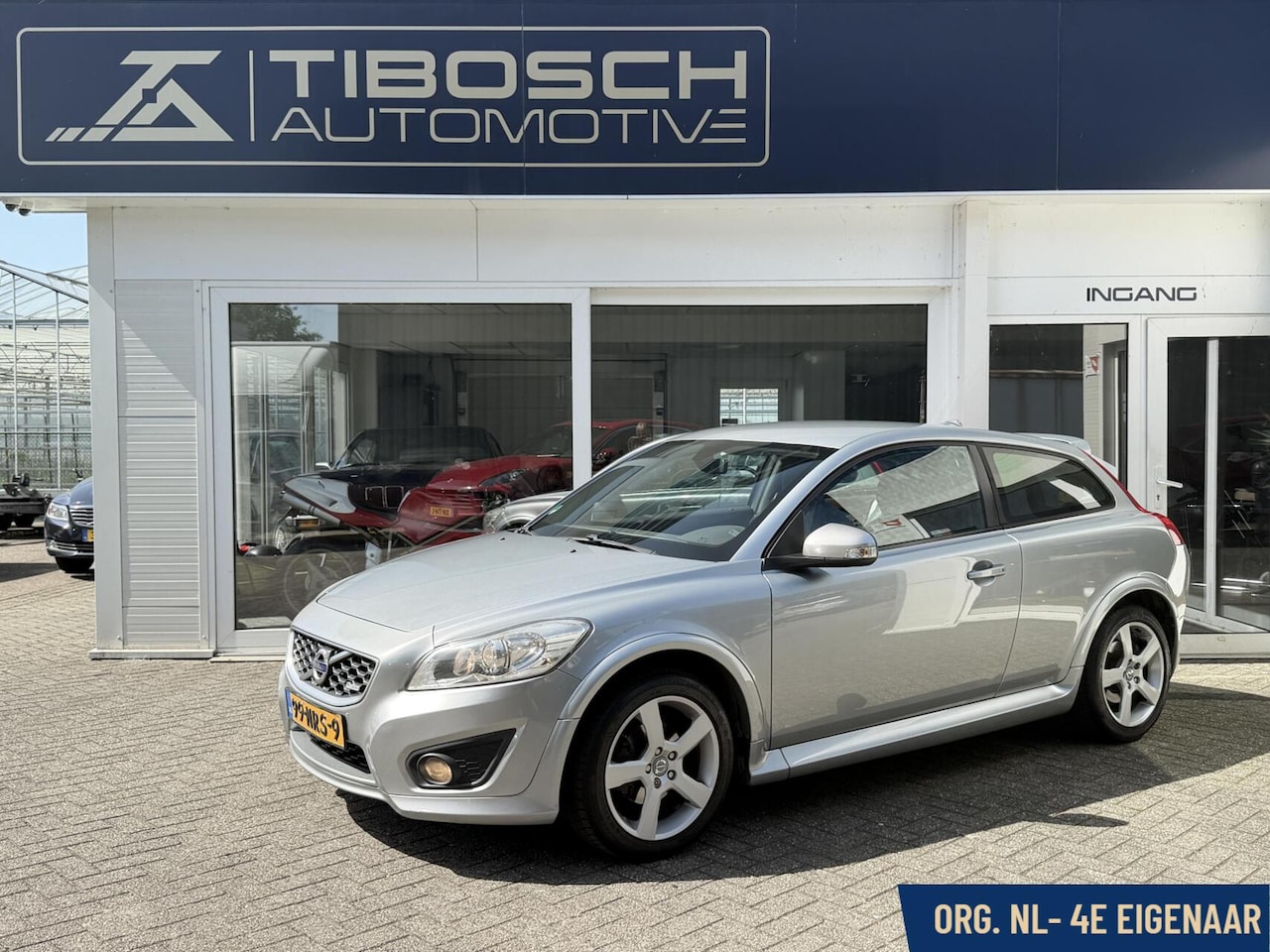 Volvo C30 - 1.6i R-Design Facelift Electric Silver R-edition - AutoWereld.nl
