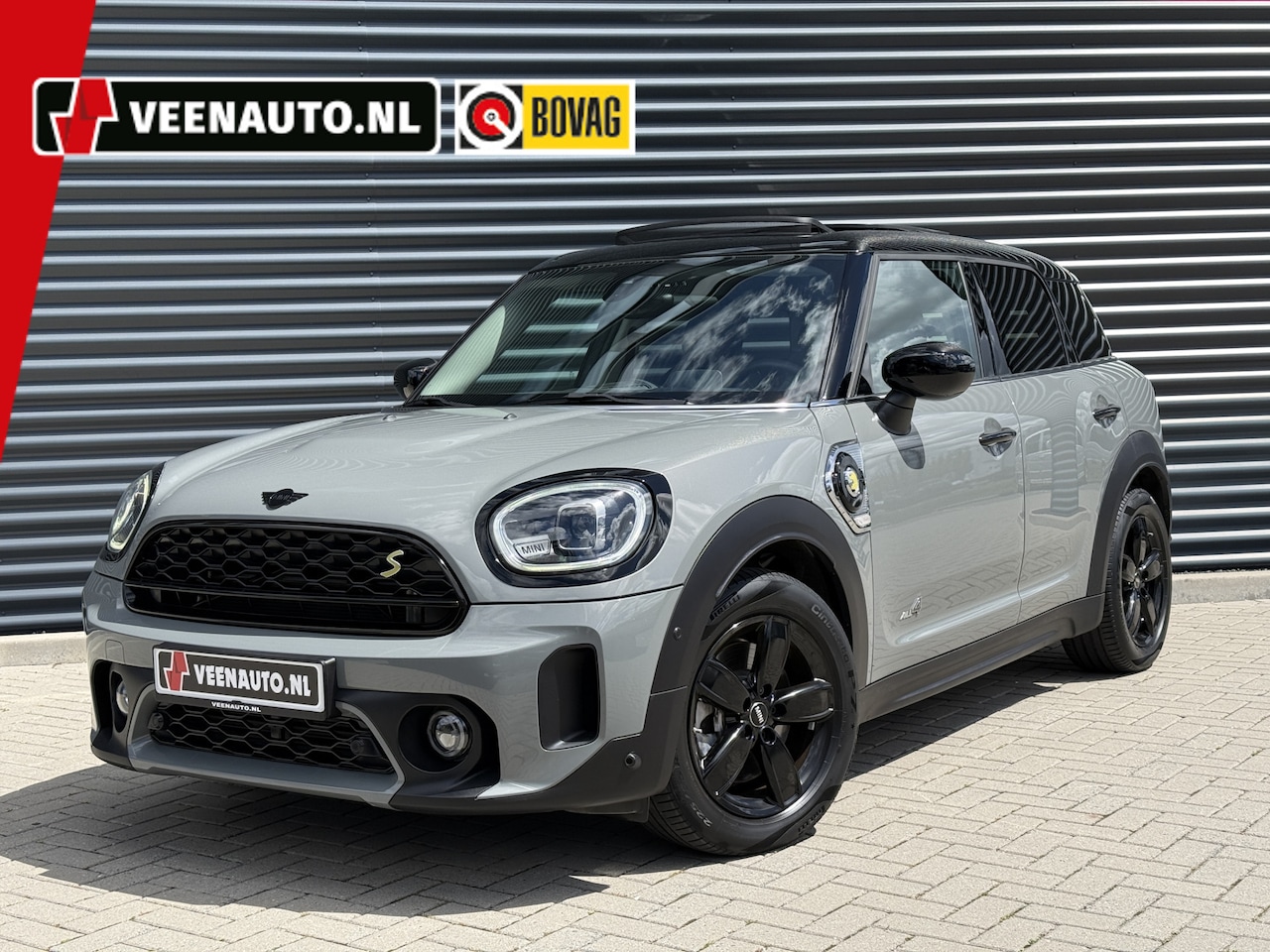 MINI Countryman - 2.0 Cooper SE ALL4 Pano/Leder/H&K/Camera/Apple - AutoWereld.nl