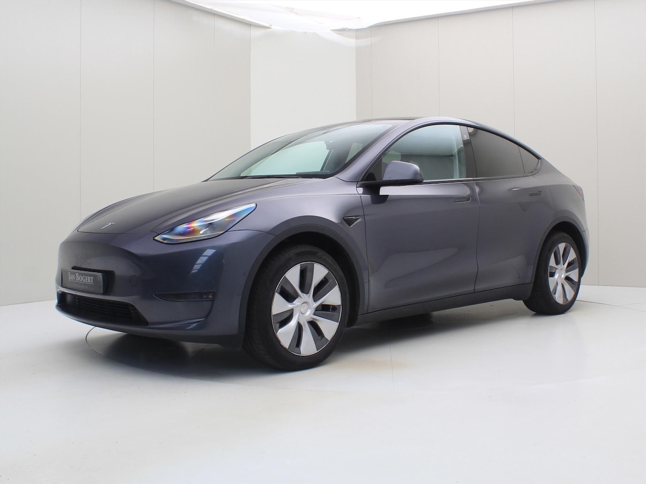 Tesla Model Y - Long Range AWD 75kWh 351pk AMD RYZEN [ TREKHAAK+AUTOPILOT+19 INCH+PREMIUM AUDIO ] - AutoWereld.nl