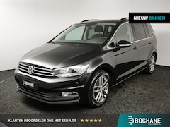 Volkswagen Touran - 1.4 TSI Highline Business R 7p | Trekhaak | Parkeersensoren V+A | Stoelverwarming | Apple