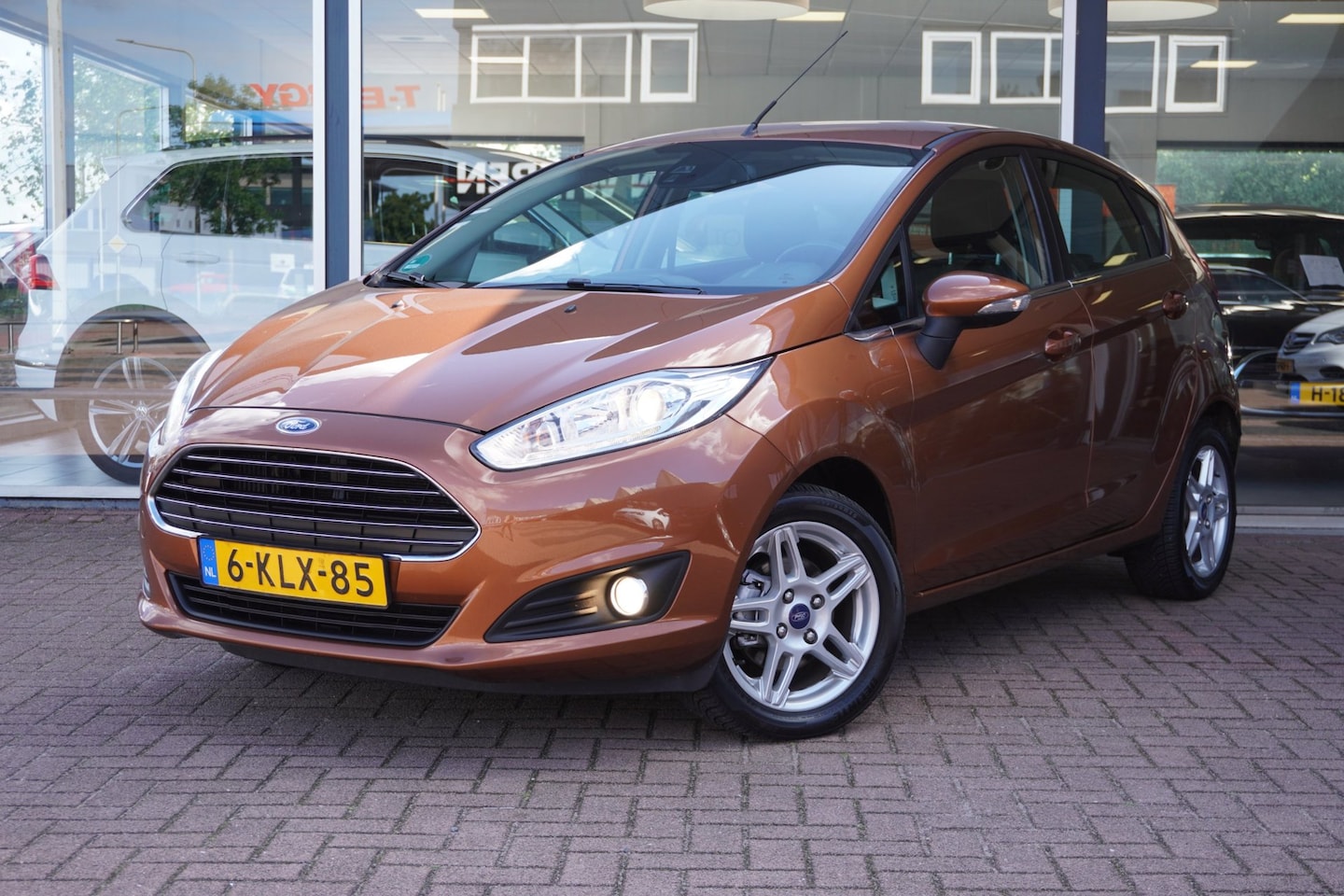 Ford Fiesta - 1.0 EcoBoost Titanium 5deurs | Airco | Navigatie | LM velgen | Inruil mogelijk - AutoWereld.nl