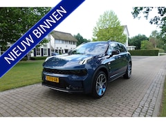 Lynk & Co 01 - 1.5 | 360° Camera | ACC | Stoelverwarming | Panorama dak |