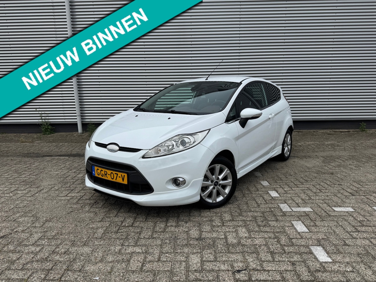 Ford Fiesta - 1.6 Ghia 1.6 Ghia, Airco ,lm velgen,elec ramen/spiegels, nwe Distributie set!, - AutoWereld.nl