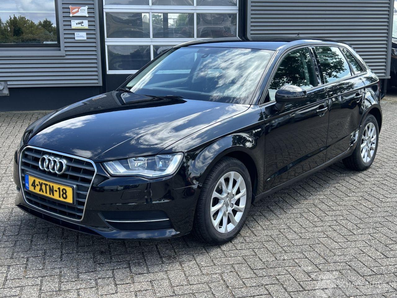 Audi A3 Sportback - 1.4 TFSI Attraction Pro Line G-tron CNG - AutoWereld.nl