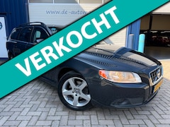 Volvo V70 - 2.0 Turbo 205pk Momentum LEER / ECC / CRUISE / TREKHAAK / PDC / STOELVERW