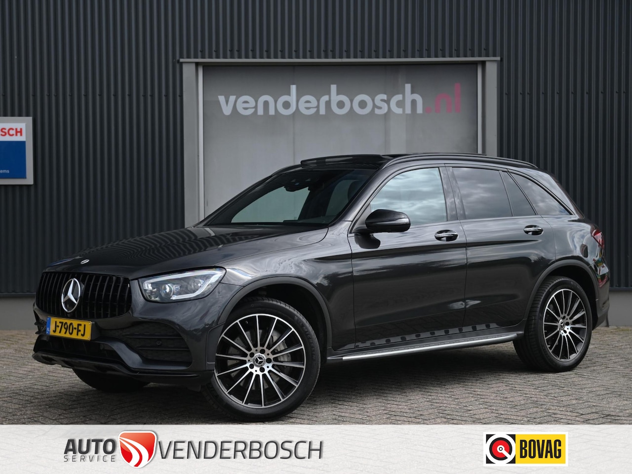 Mercedes-Benz GLC-klasse - 300e 4MATIC Premium Plus AMG | 320pk | Pano | Leder | 360 Camera | Burmester | Memory - AutoWereld.nl
