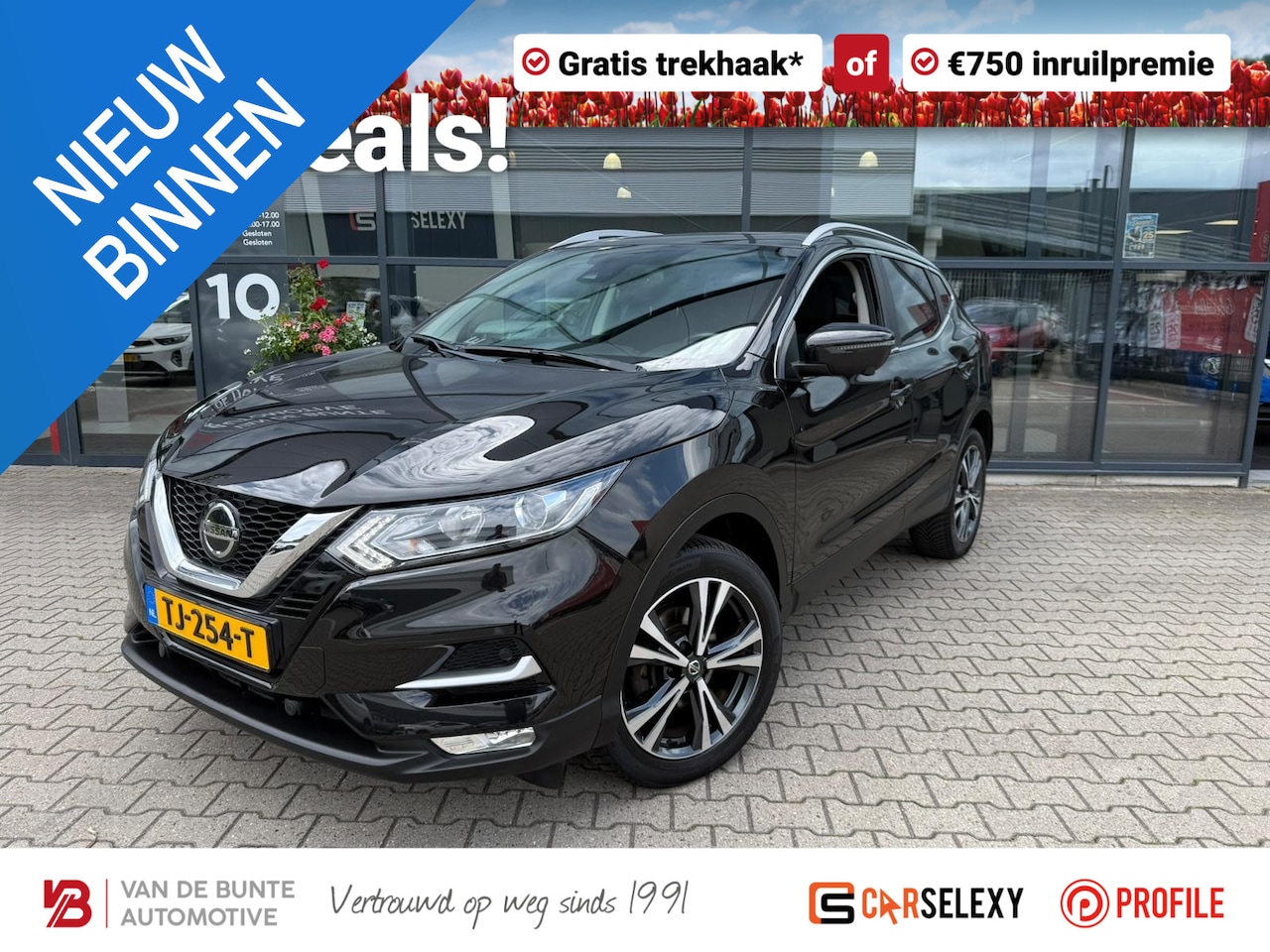 Nissan Qashqai - 1.2 N-Connecta *Panoramadak & Cruise Control* - AutoWereld.nl