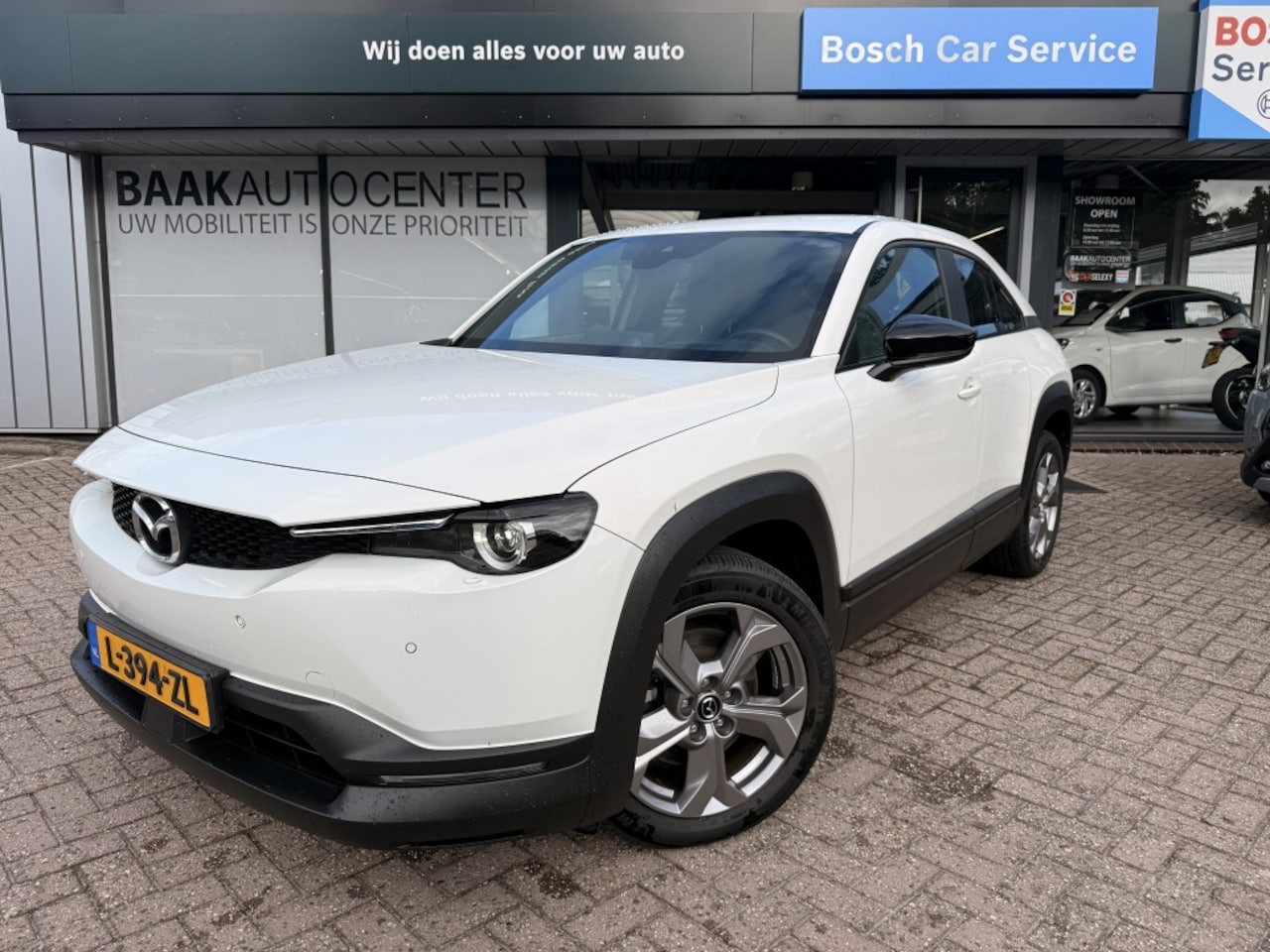 Mazda MX-30 - e-SkyActiv 145 Comfort | ACC | Navi | Camera - AutoWereld.nl