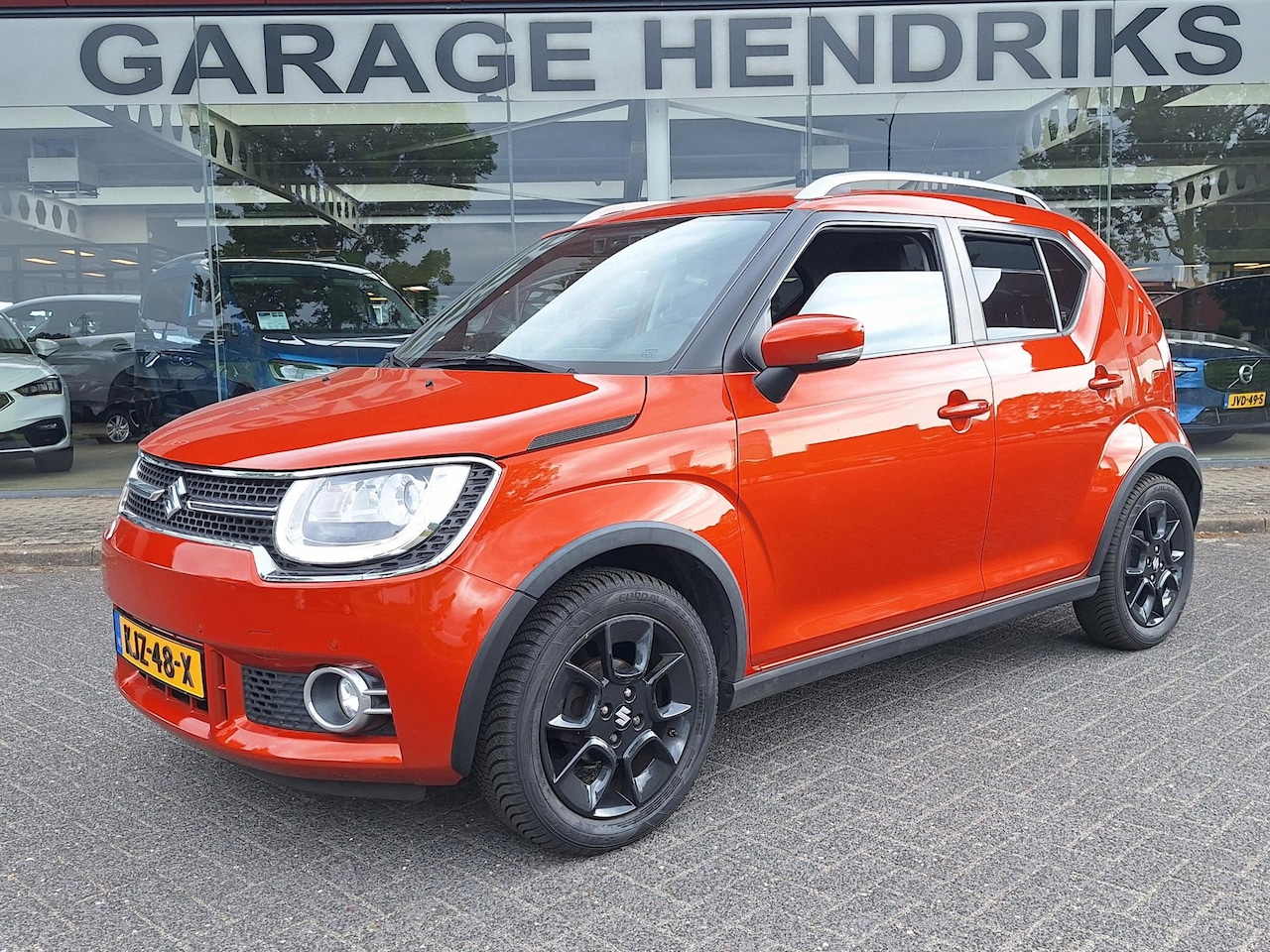 Suzuki Ignis - 1.2 Stijl Automaat | Navi | Camera | Climate | Cc | LM velgen + All Season | - AutoWereld.nl