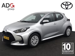 Toyota Yaris - 1.5 Hybrid Active Trekhaak | Adaptieve Cruise Control | Climate Control | Lichtsensor | Au